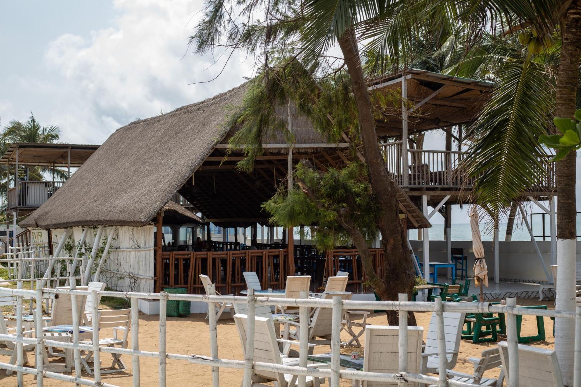 Tahiti Hotel Котону Экстерьер фото