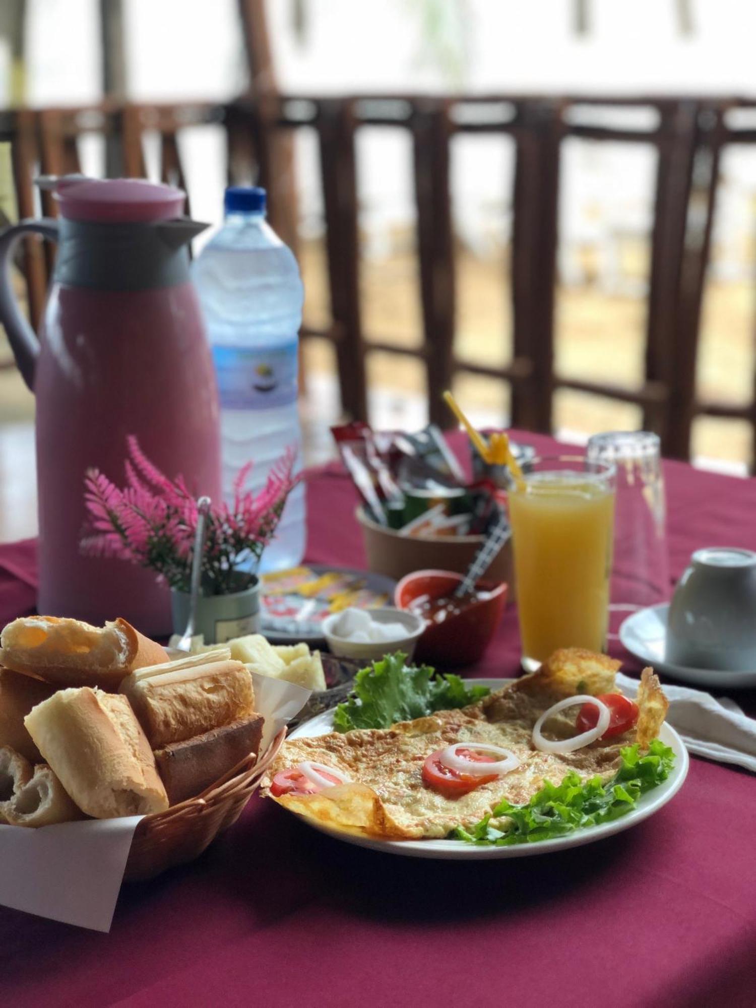 Tahiti Hotel Котону Экстерьер фото