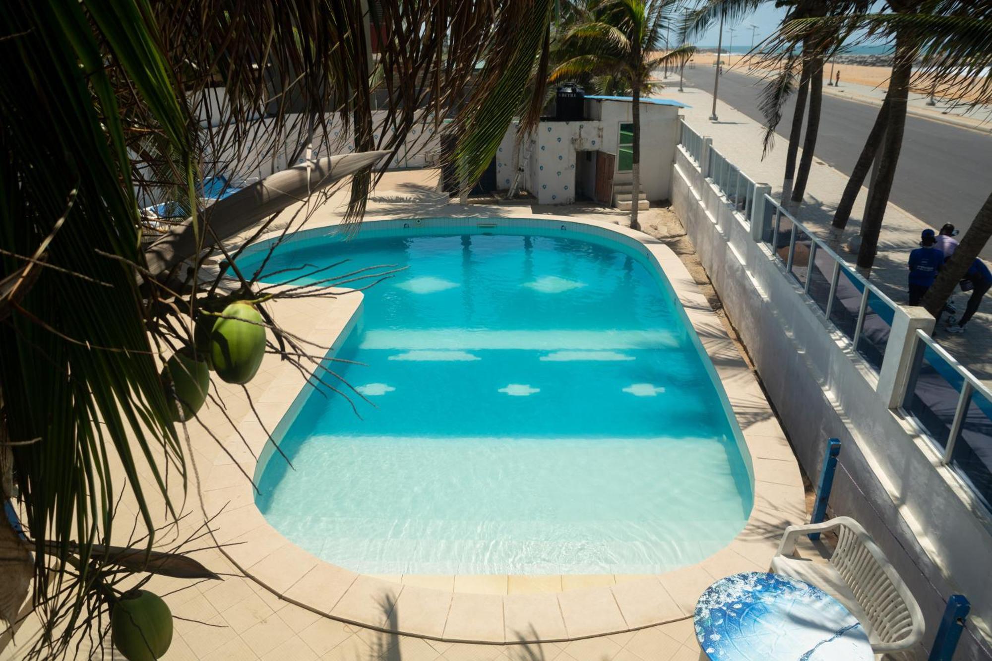 Tahiti Hotel Котону Экстерьер фото