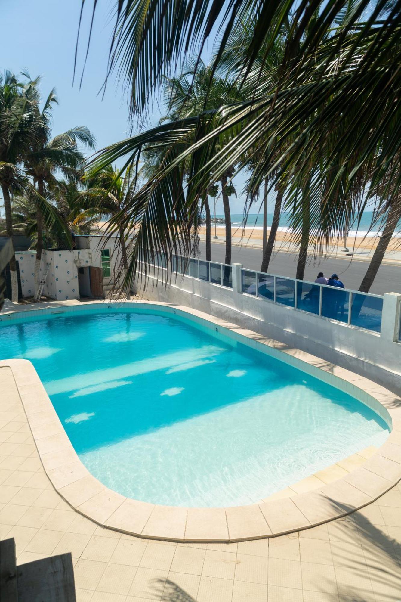 Tahiti Hotel Котону Экстерьер фото