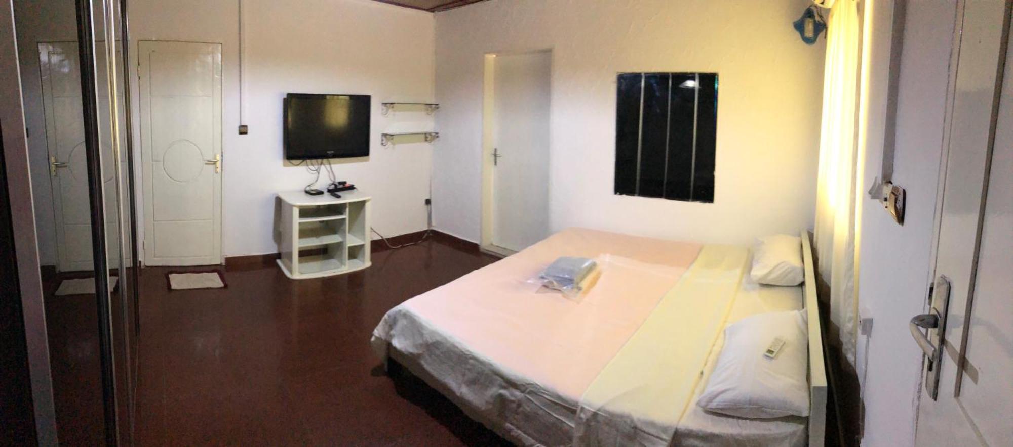 Tahiti Hotel Котону Экстерьер фото